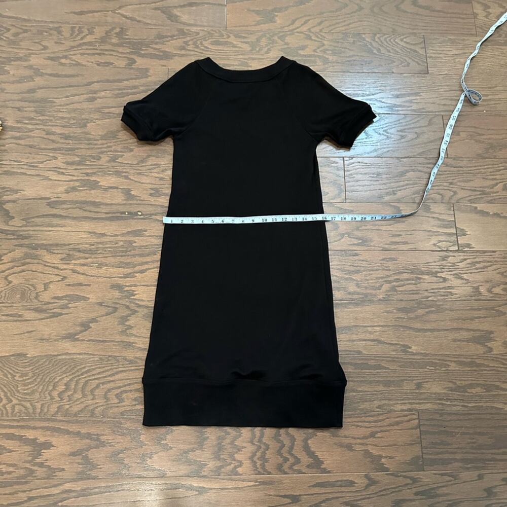 Diane von Furstenberg Light Weight Ceili Black Wool Short Sleeve Dress Size 6 - Picture 5 of 7